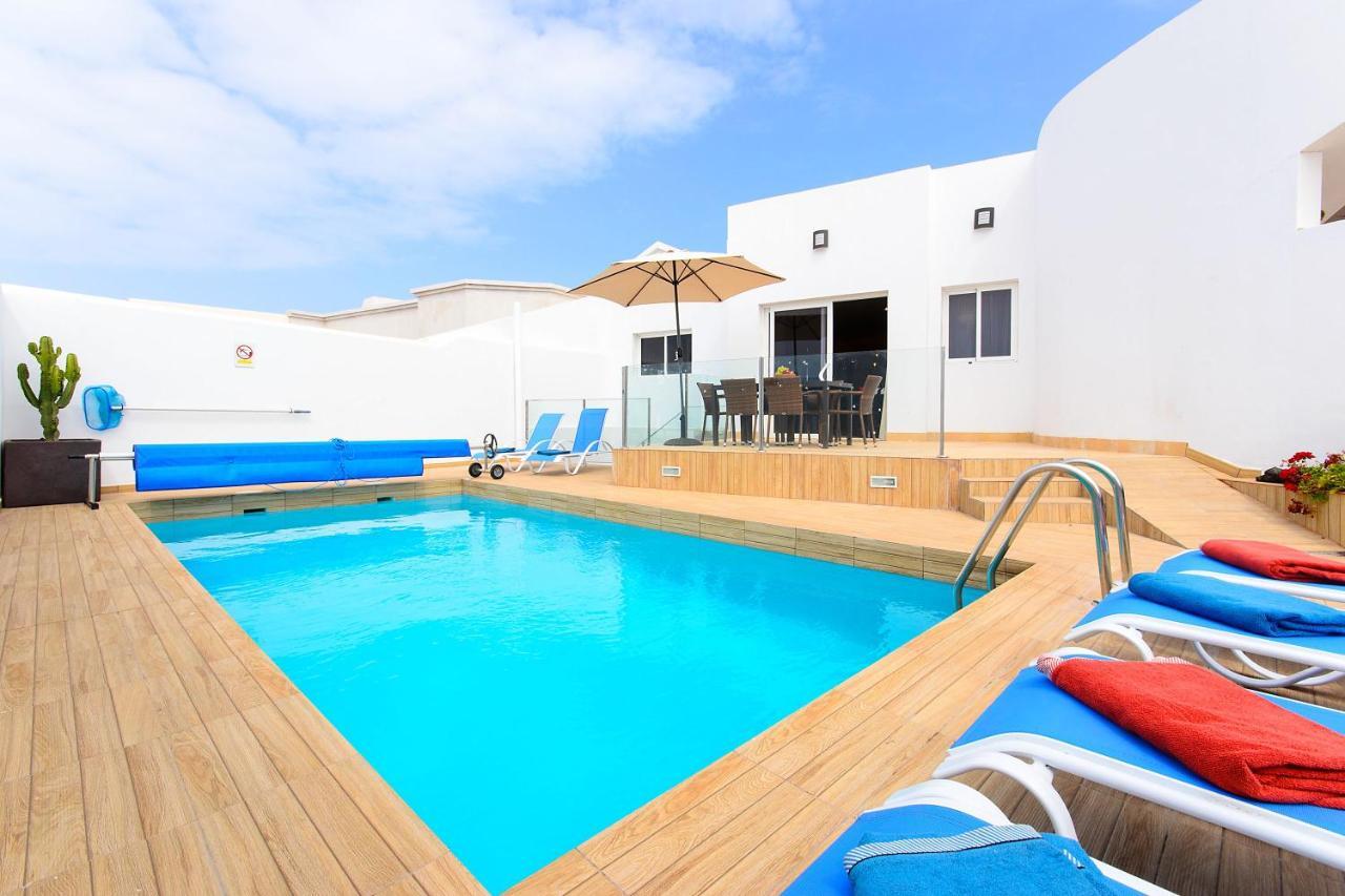 Villa Xana Плая Бланка Екстериор снимка